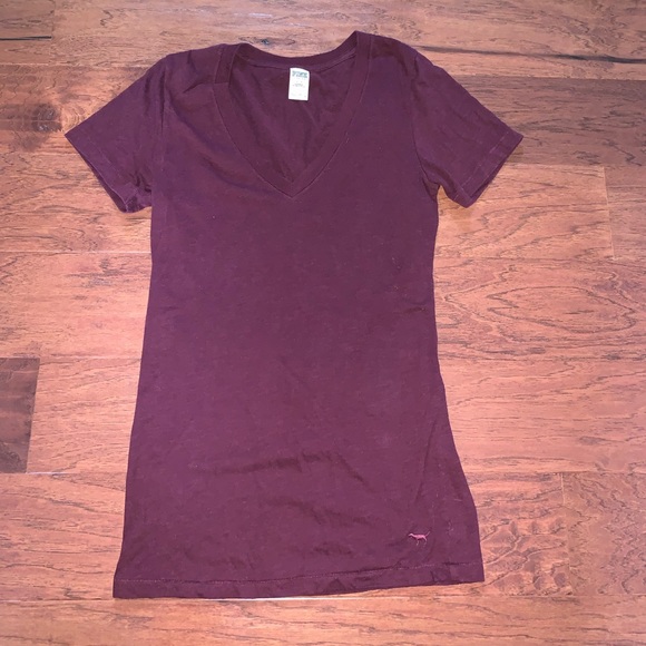 PINK v-neck tshirt - Picture 2 of 6